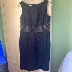 London Times zipper sleeveless shift dress- 12